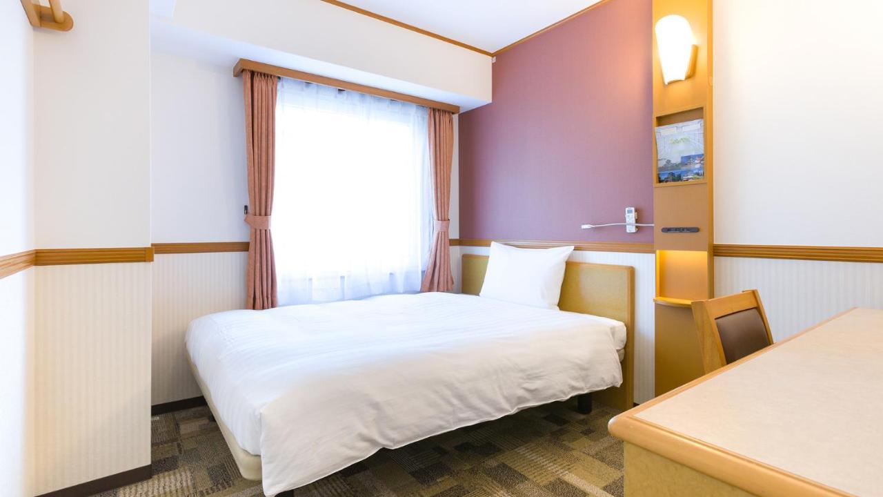 Toyoko Inn Hakata-Eki Bus Terminal Mae Фукуока Стая снимка